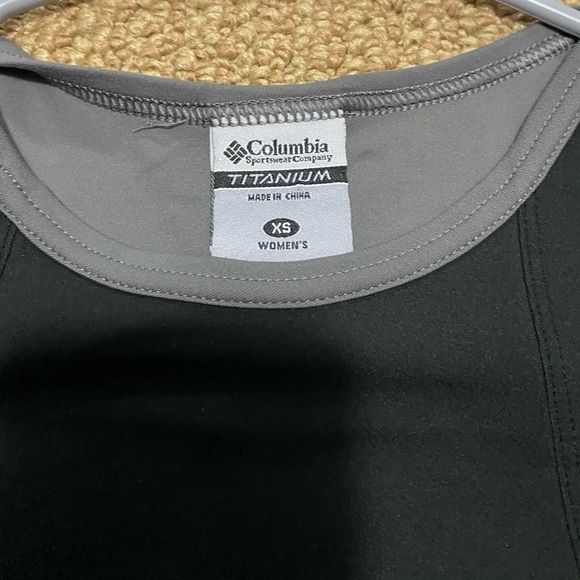 Cute Columbia Athletic Tank top Size XS - Picture 2 of 7
